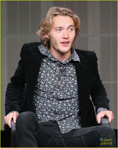 File:Adelaide-toby-torrance-tca-press-day-17.jpg