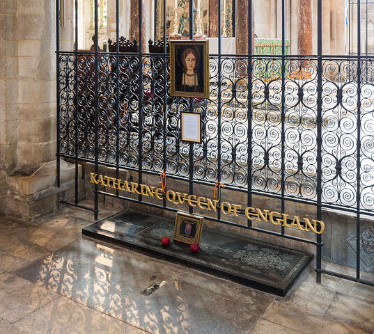File:Tomb of Katherine of Aragon2.jpg