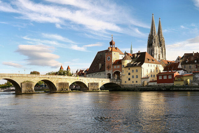File:1024px-Regensburg 08 2006 2.jpg