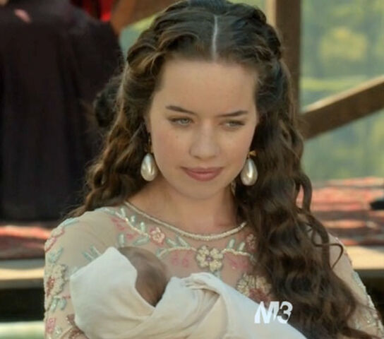 File:0203Earrings8 Lola.jpg
