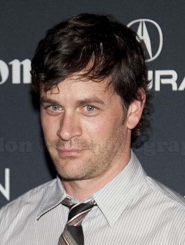 File:Tom Everett Scott (cropped).jpg