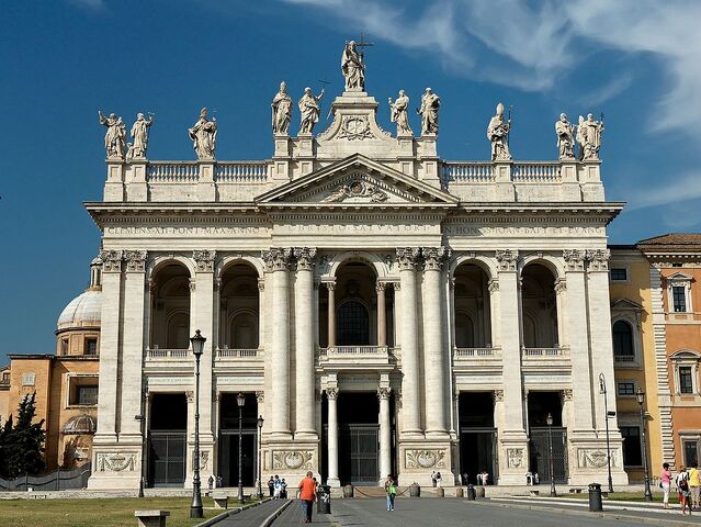 File:1024px-Facade San Giovanni in Laterano 2006-09-07.jpg