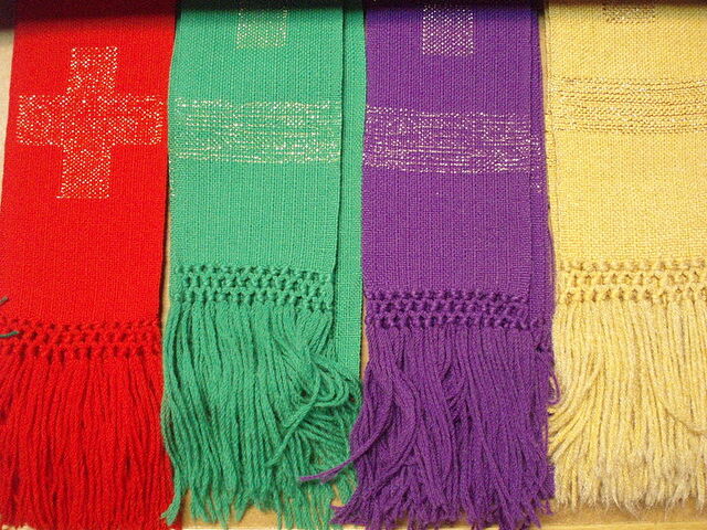 File:Stolecolours.jpg