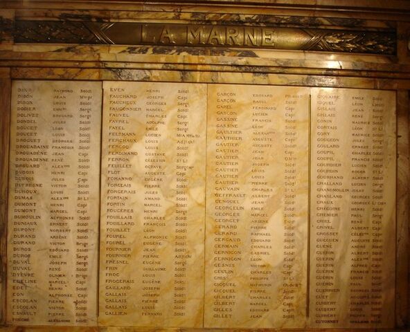 Bestand:Rennes Herdenkingsplaten2.jpg