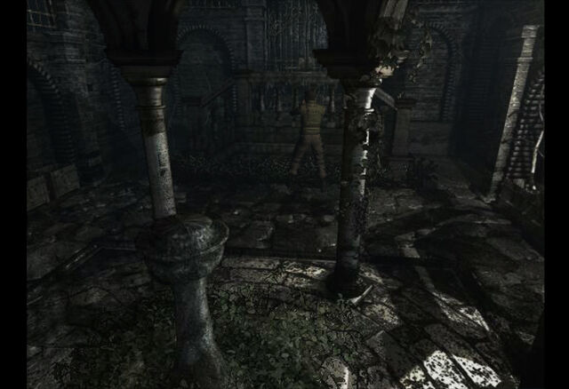 File:Courtyard of the mansion (1).jpg