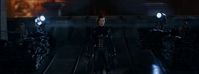 File:Resident-Evil-Retribution-Milla-Jovovich-as-Alice.jpg