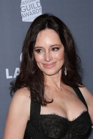 File:Madeleine Stowe-AES-062333.jpg