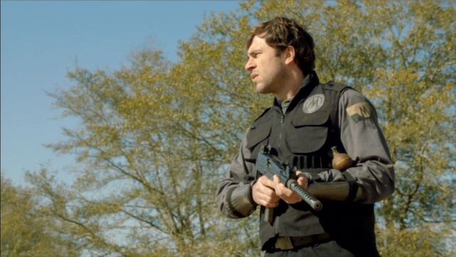 File:RevS01E18.jpg