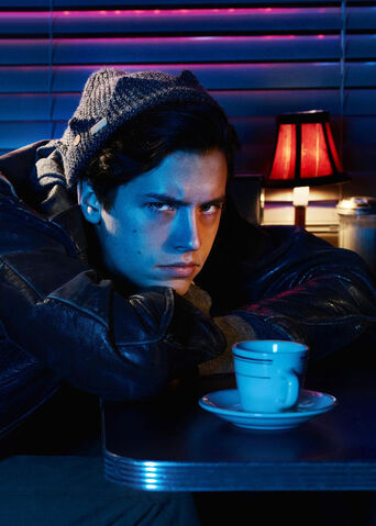 Plik:Jughead Jones (Promotional Photo).jpg