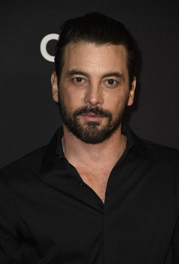 File:Skeet Ulrich.png