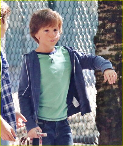 File:Jacob-tremblay-films-wonder-with-julia-roberts-and-owen-wilson-34.jpg