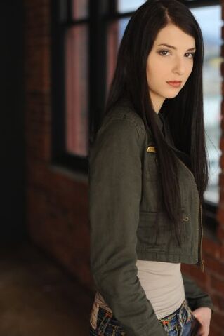 File:Genevieve Buechner.jpg