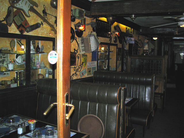 Fichier:Orléans Brasserie le Brin de Zinc rue Sainte-Catherine2.jpg