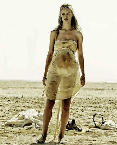 File:Behind-mad-max.jpg