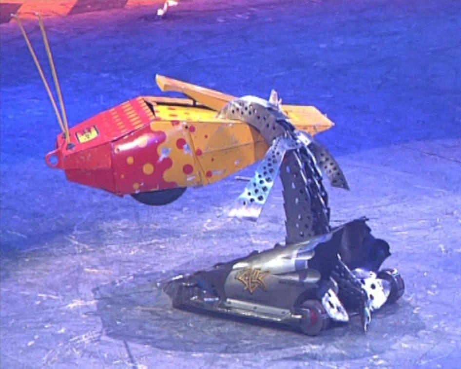 Image - Razer vs Firestorm.jpg | Robot Wars Wiki | FANDOM powered by Wikia