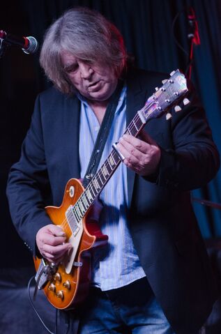 File:Mick Taylor.jpg