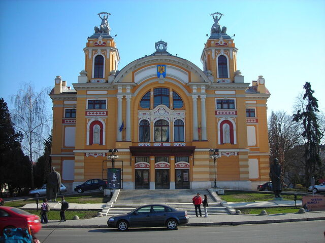 Fișier:Cluj-Napoca Romanian Opera.jpg