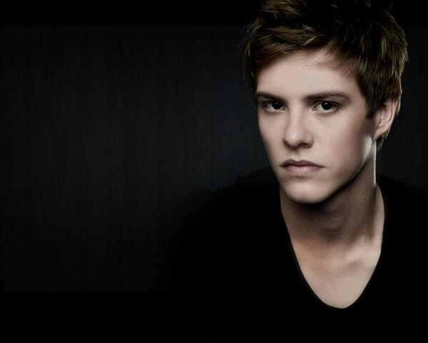 File:Ethanpropic.jpg