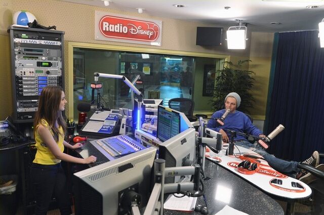 File:RadioDisney2013-3.jpg