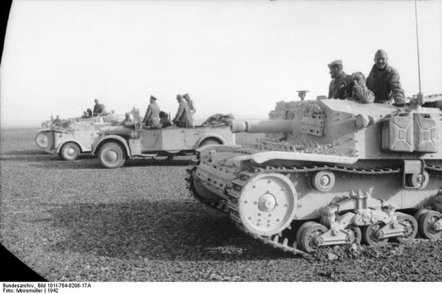 File:Bundesarchiv Bild 101I-784-0208-17A, Nordafrika, italienische Panzer.jpg