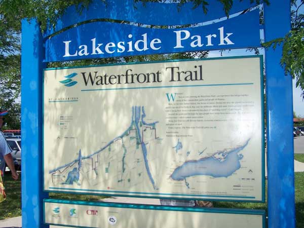 File:Lakeside park.jpg