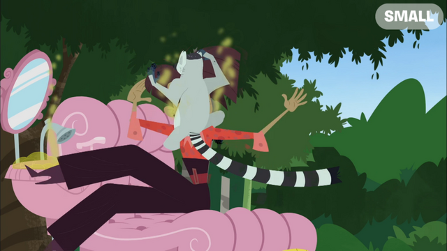 File:Lemur on Donita's Face.png