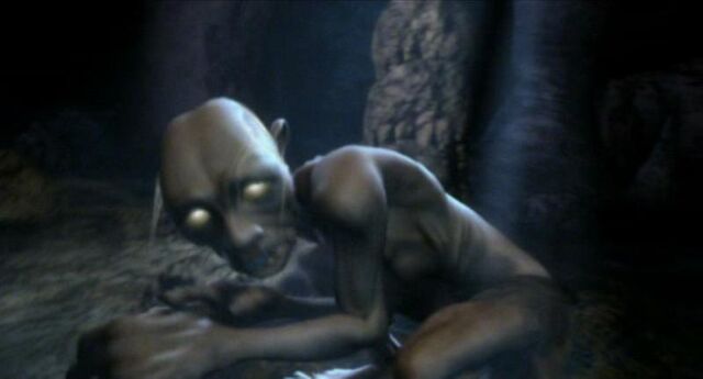 File:Gollum1 viv lotr.jpg