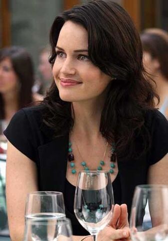 File:Carla Gugino.jpeg