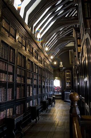 File:Chethams library.jpg