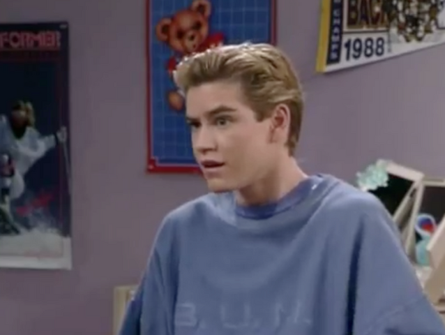 File:S2 E1 - The Prom -42 zack.png