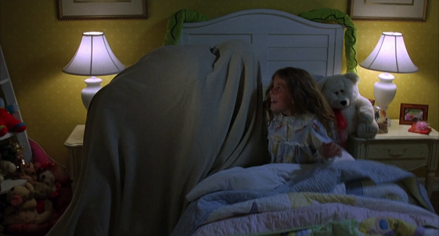 File:ZepAttackingDiana.png