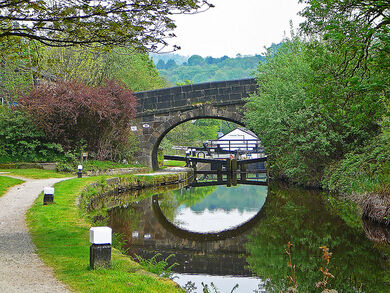 Inclined bridge