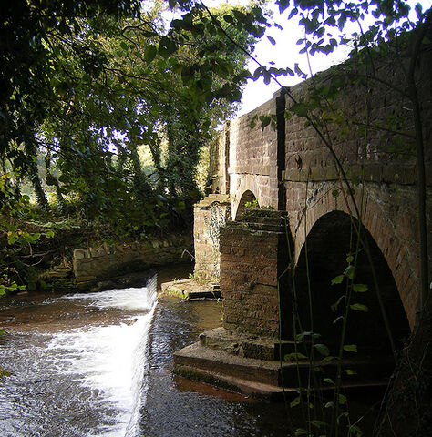 File:Vowchurch.jpg