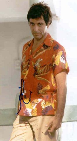 Archivo:Tony-Camisa-Roja.jpg