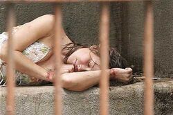 Kate-in-cage