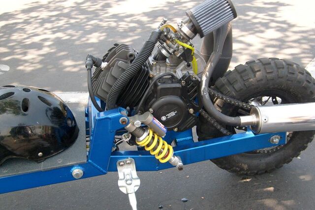 File:Big Boy V6 rear suspension.jpg