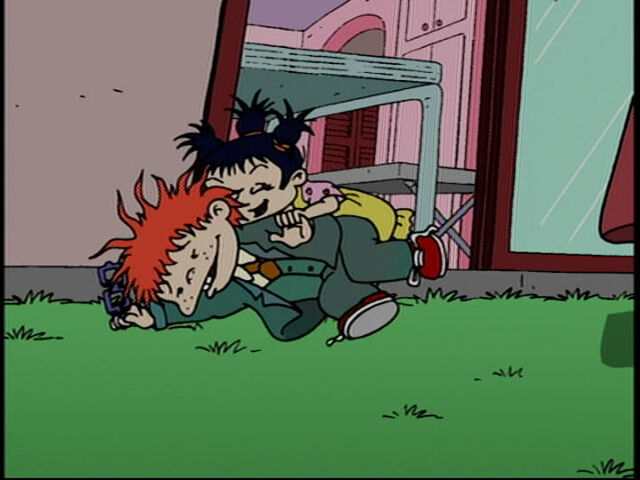 File:ChuckieandKimmiHugging.jpg