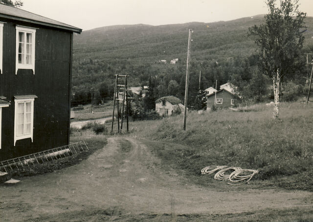 File:Lauveng 60-tallet Karl-Odd Karlsen2.jpg
