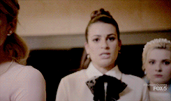 Tumblr nvvenijFKm1rcn1qfo5 250.gif