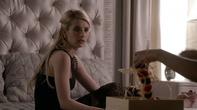 File:Normal ScreamQueens112 1507.jpg