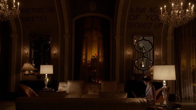 File:Normal ScreamQueens112 1171.jpg