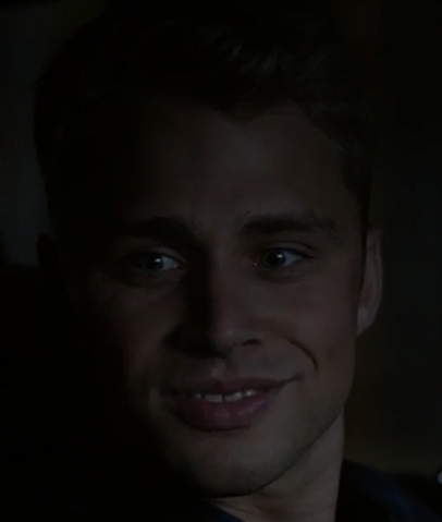 Fichier:Tyler.png