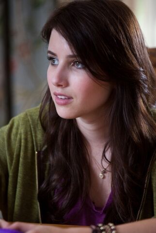 File:Valentines-day-emma-roberts-2.jpg