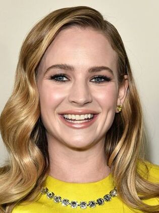 File:Britt Robertson.jpg