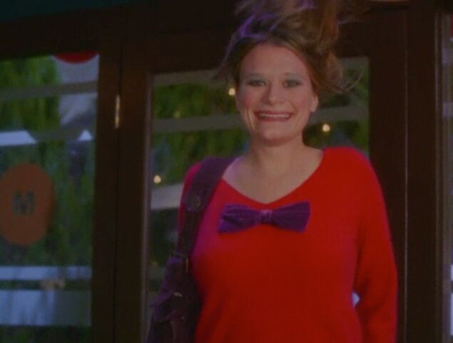 File:5x09-Old Lady enters.jpg