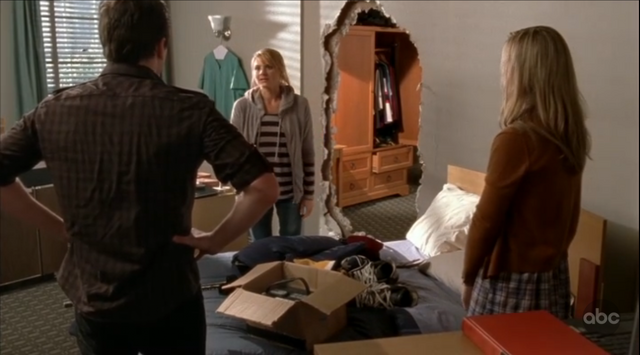 File:9x13 Denise moves in.png