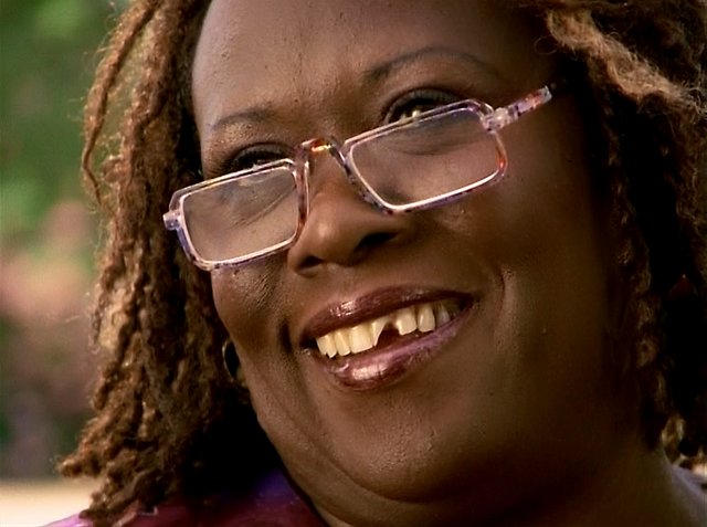 File:3x2 Laverne missing tooth.png