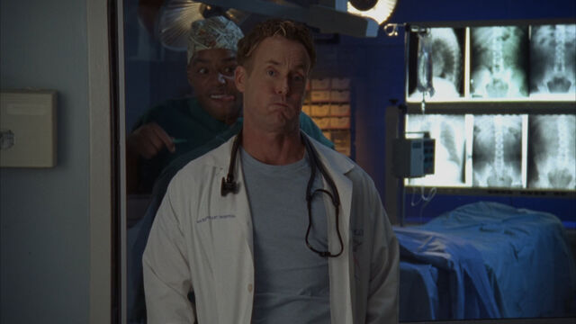 File:8x4 Turk mimes behind Cox.jpg