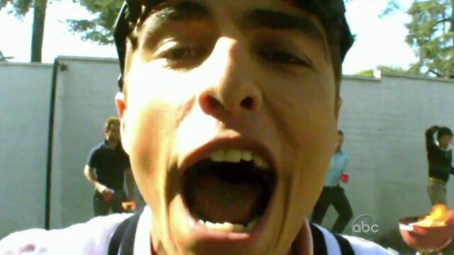 File:9x7 Cole video1.jpg
