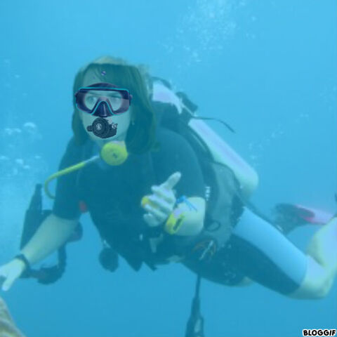 File:Nicole Kidman scuba diving.jpg